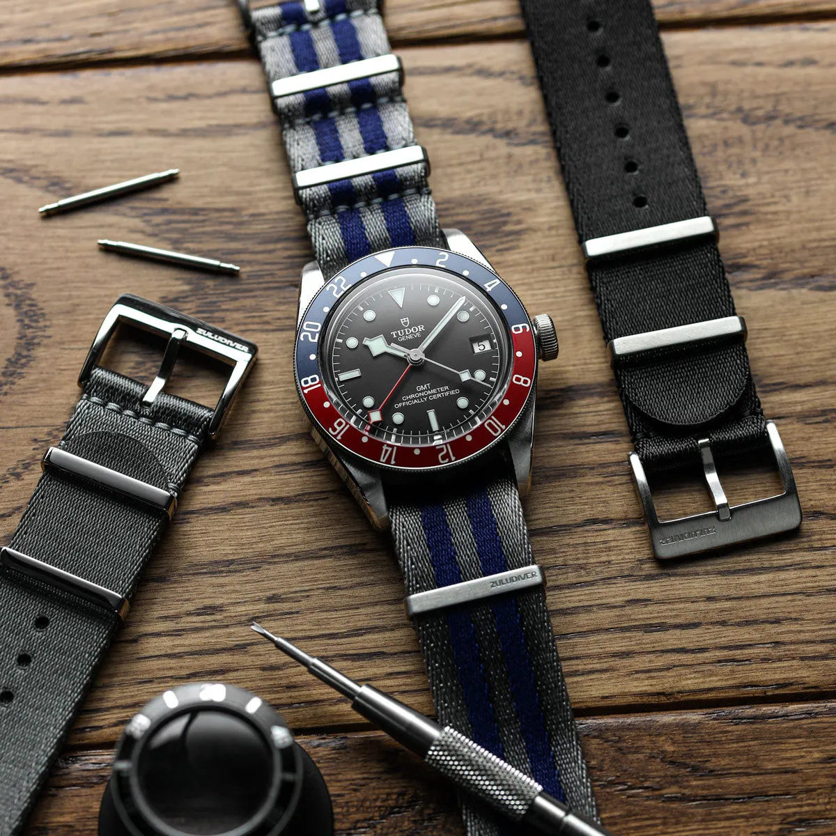 1973 British Military Watch Strap: ARMOURED RECON - Classic Bond, Polished