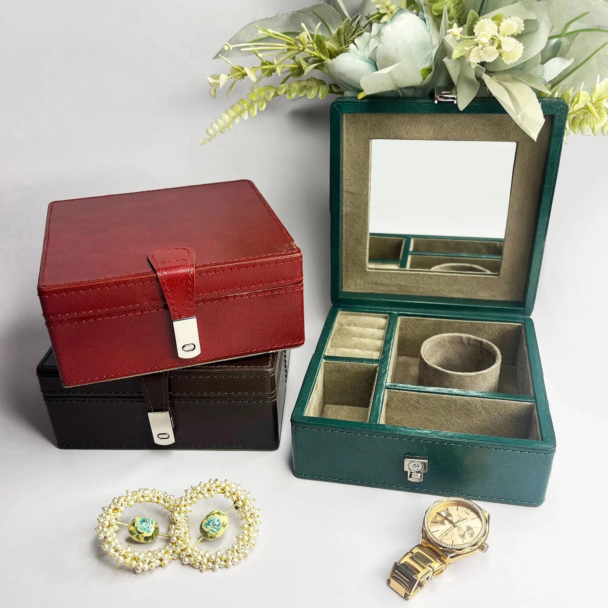 Divine Leather Jewelry Box - Green