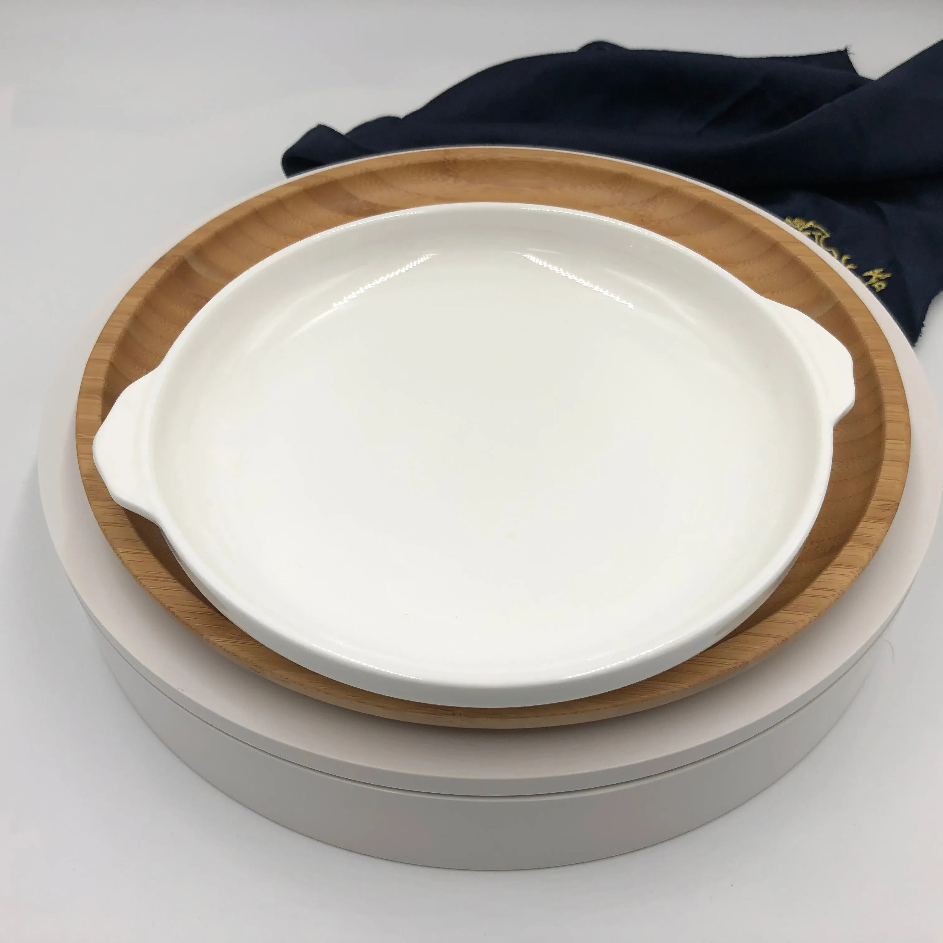 Set Of 3 Bamboo And Fine Porcelain Round Baking Dish/plate Setting